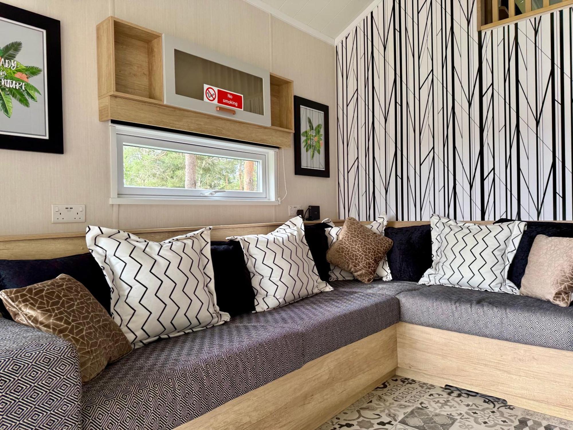 The Parr Pod - Beautiful, Luxury Pod Hotel Aberlour Bagian luar foto